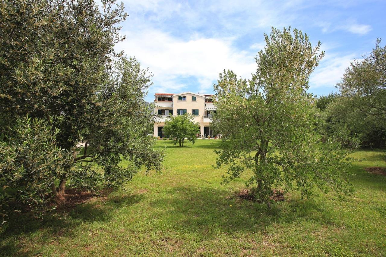 Apartments Vila Ana Seline Buitenkant foto